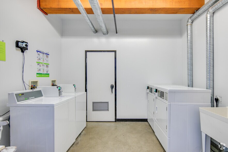 More Photos Of 536 Herald St, Victoria Apartments For Lease