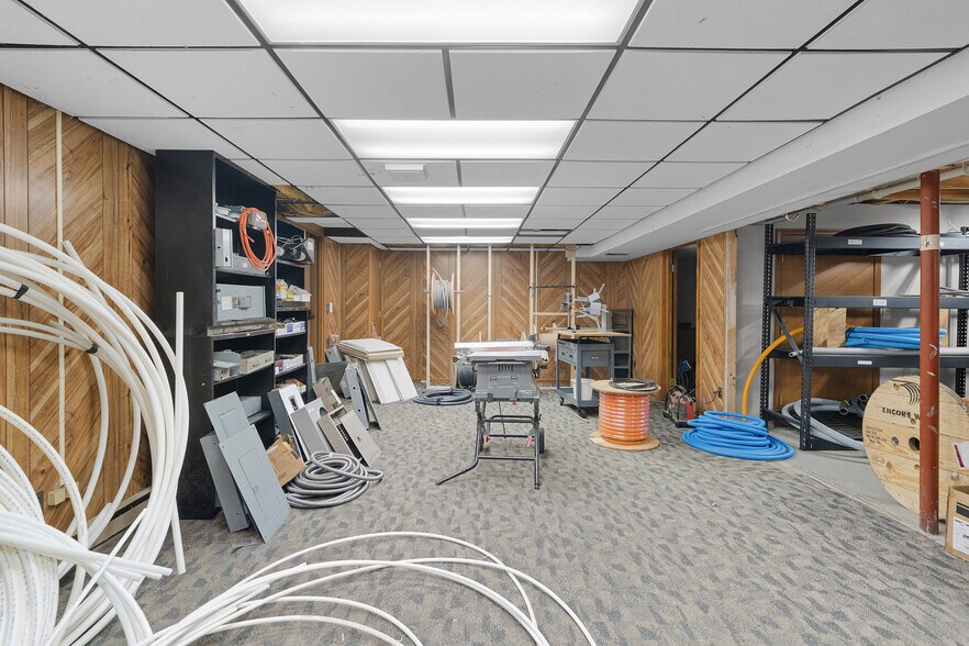 More Photos Of 491 Arlington Rd, Middleville Office For Sale