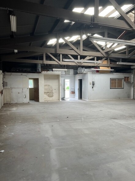 More Photos Of 331 Pine St, Ripon Unknown For Lease