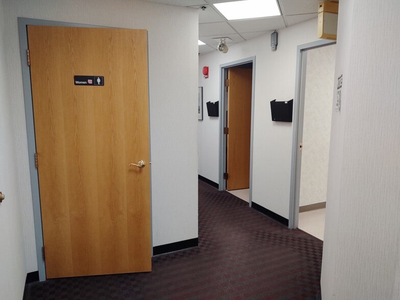 More Photos Of 7350 Van Dusen Rd, Laurel Medical For Sale