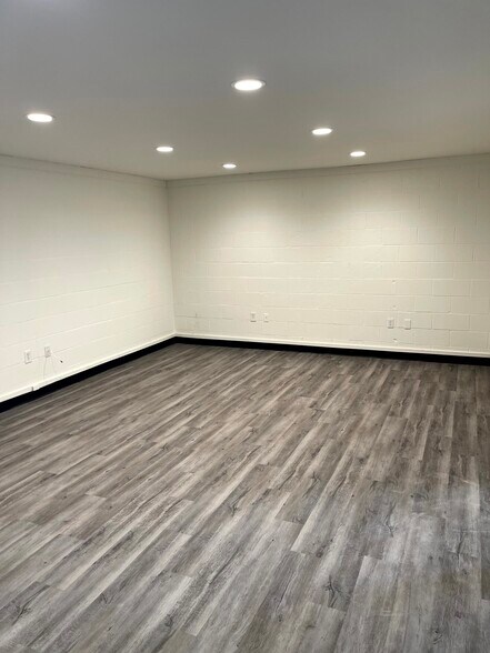 More Photos Of 10338 Rush St, South El Monte Warehouse For Lease