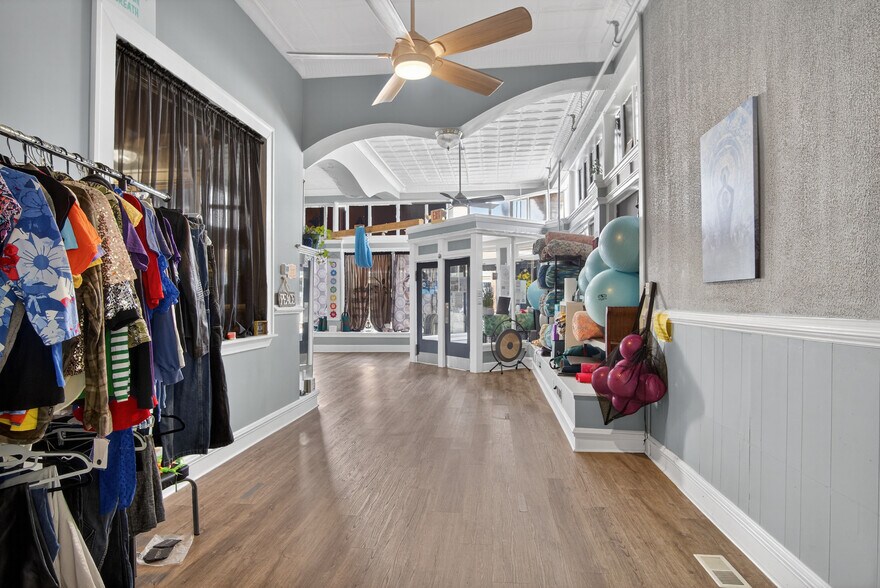 More Photos Of 104-110 S Hill Ave, South Hill Office Residential For Sale