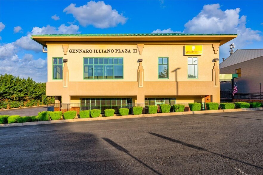 Primary Photo Of 1604 Ridgeside Dr, Mount Airy Storefront Retail Office For Sale
