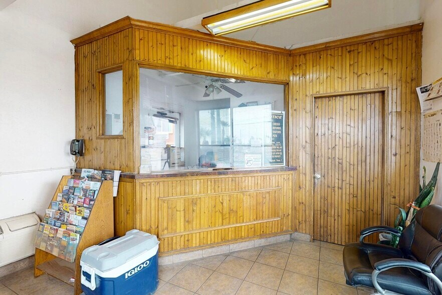 More Photos Of 5634 E Paisano Dr, El Paso Hotel For Sale