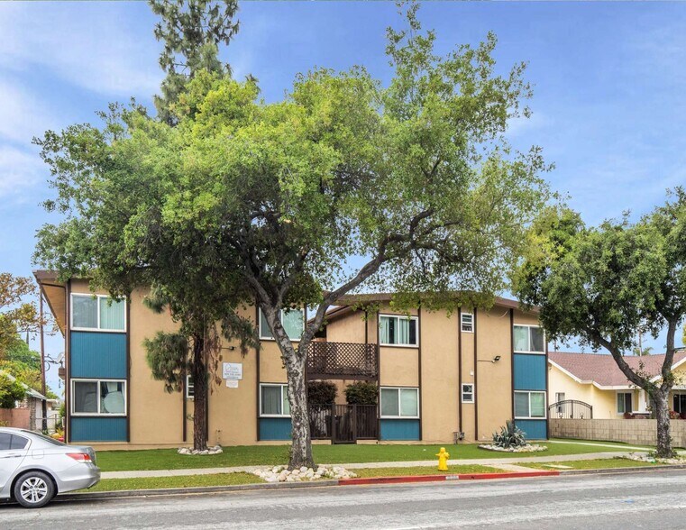 More Photos Of 525 N San Gabriel Ave, Azusa Apartments For Sale
