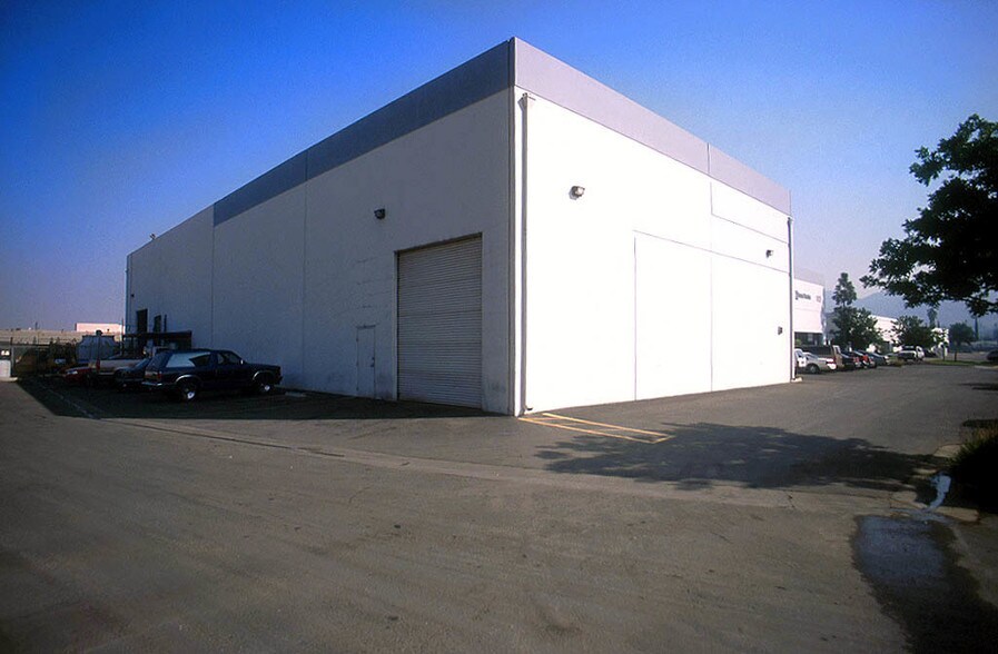 More Photos Of 1925 Elise Cir, Corona Warehouse For Sale