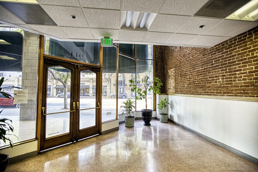 More Photos Of 911 E Colorado Blvd, Pasadena Office For Sale