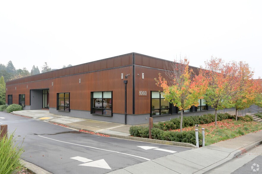 More Photos Of 1060 Redwood Hwy, Mill Valley Office For Lease