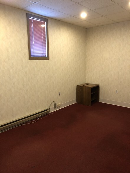 More Photos Of 2949 Elmwood Ave, Buffalo Medical For Lease