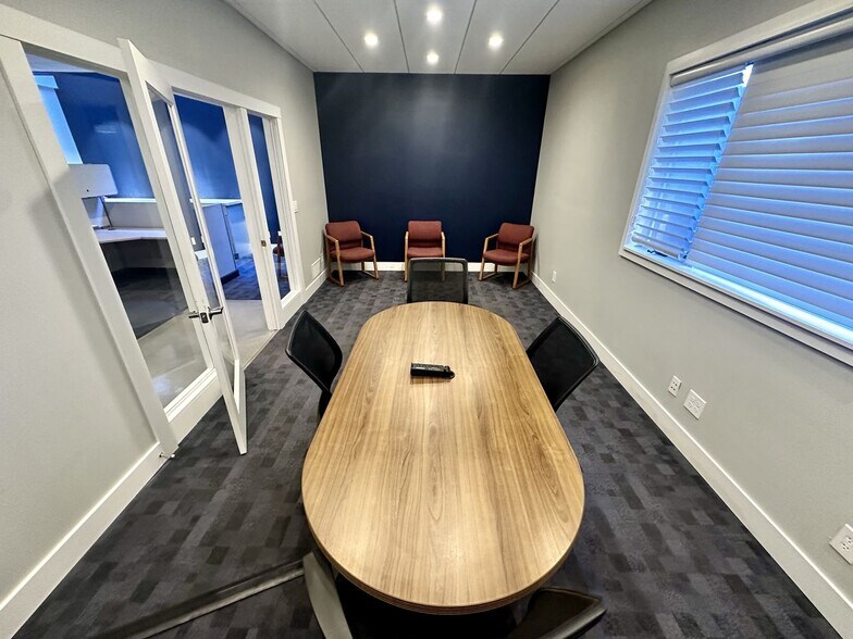 More Photos Of 1401-1451 E Lansing Dr, East Lansing Medical For Sale