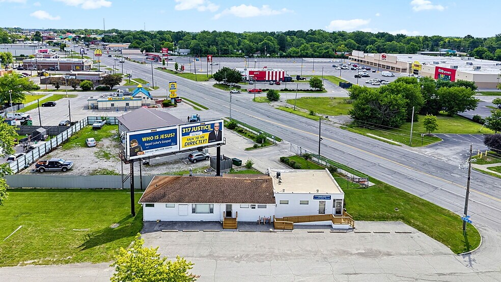 More Photos Of 7102 E Pendleton Pike, Indianapolis Office For Sale