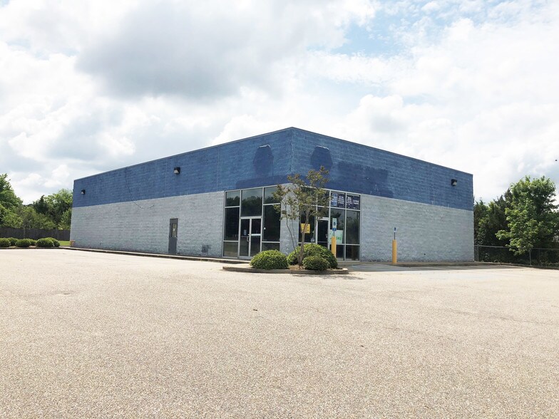 More Photos Of 3321 Mobile Hwy, Montgomery Freestanding For Lease