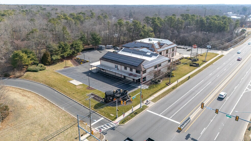 More Photos Of 219 E White Horse Pike, Galloway Health Club For Sale