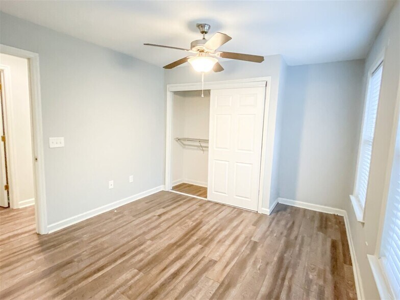 More Photos Of 833 E Park Ave, Tallahassee Apartments For Sale