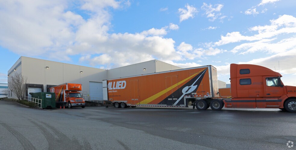 More Photos Of 7979 82nd St, Delta Warehouse For Lease