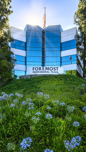 More Photos Of 12396 World Trade Dr, San Diego Medical For Sale