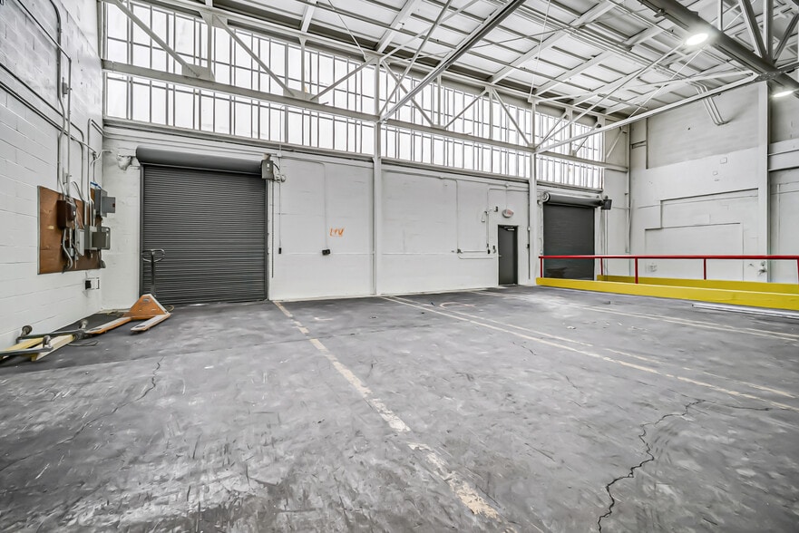 More Photos Of 799 E 73rd St, Cleveland Warehouse For Lease