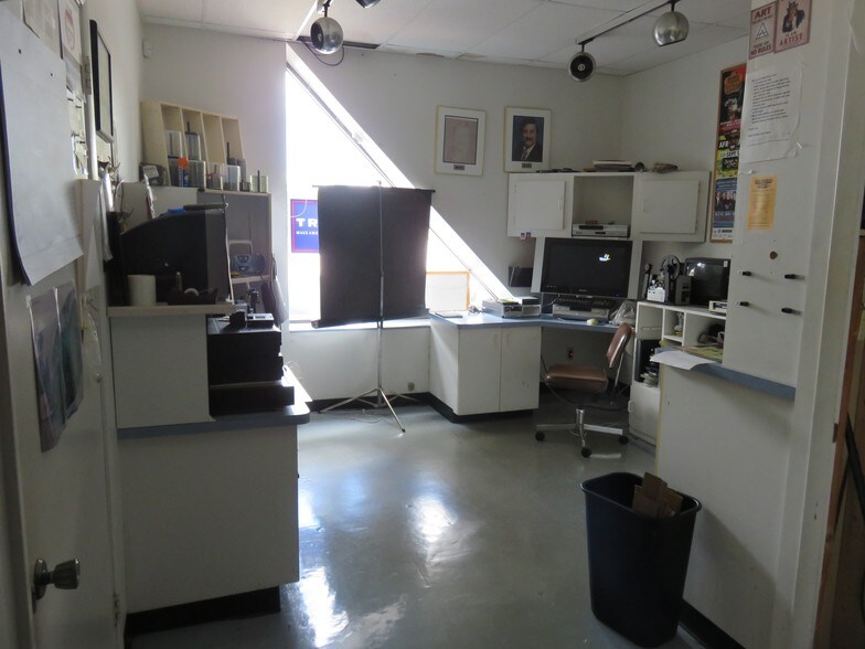 More Photos Of 604 Main St, Daytona Beach Storefront Retail Office For Sale