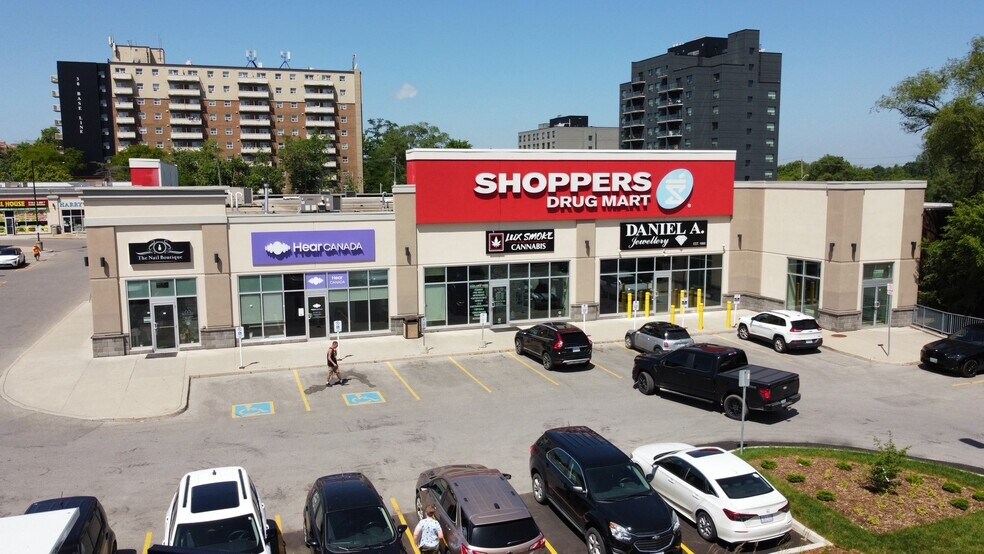 Primary Photo Of 467 Wharncliffe Rd S, London General Retail For Lease