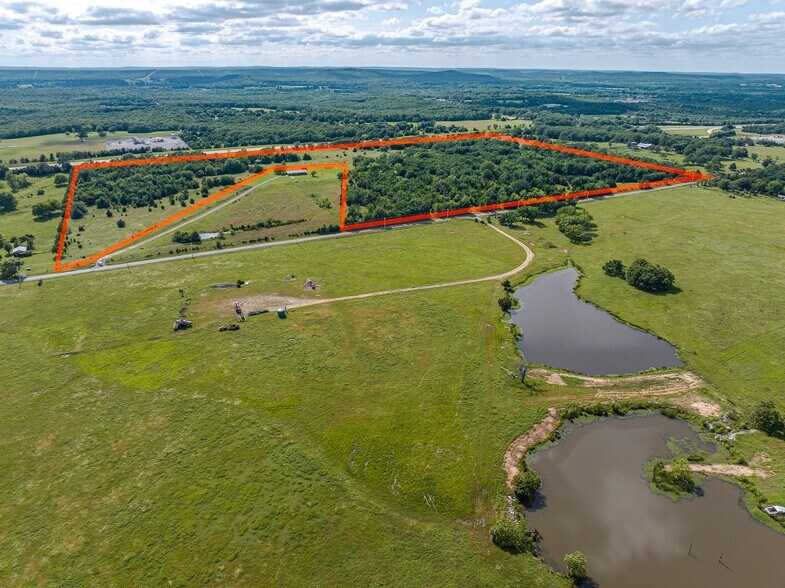 More Photos Of 8633 Ulan Rd, Indianola Land For Sale