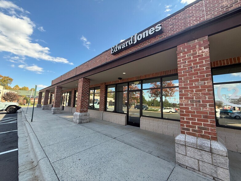 Primary Photo Of 702 Brawley School Rd, Mooresville Storefront Retail Office For Lease