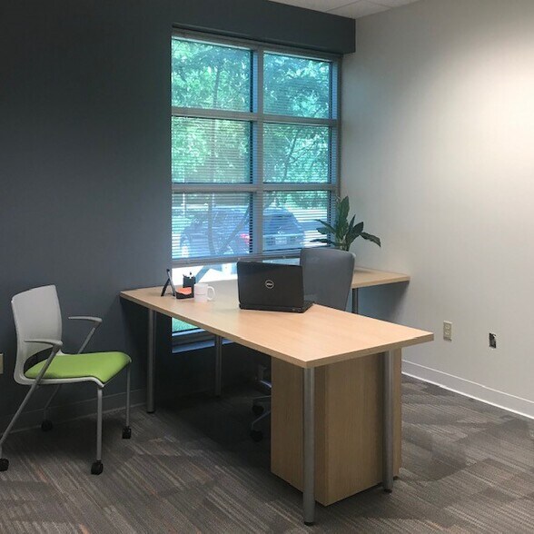 More Photos Of 10 Canebrake Blvd, Flowood Coworking Space