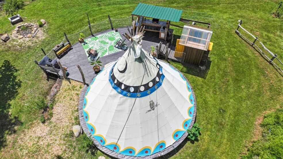 More Photos Of 32 Owl Creek Rd, Murphy Trailer Camper Park For Sale