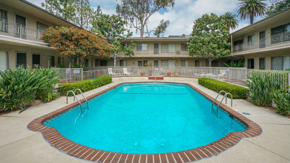 More Photos Of 275 S Marengo Ave, Pasadena Apartments For Sale