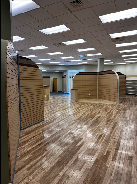 More Photos Of 525 Amherst St, Winchester Medical For Lease