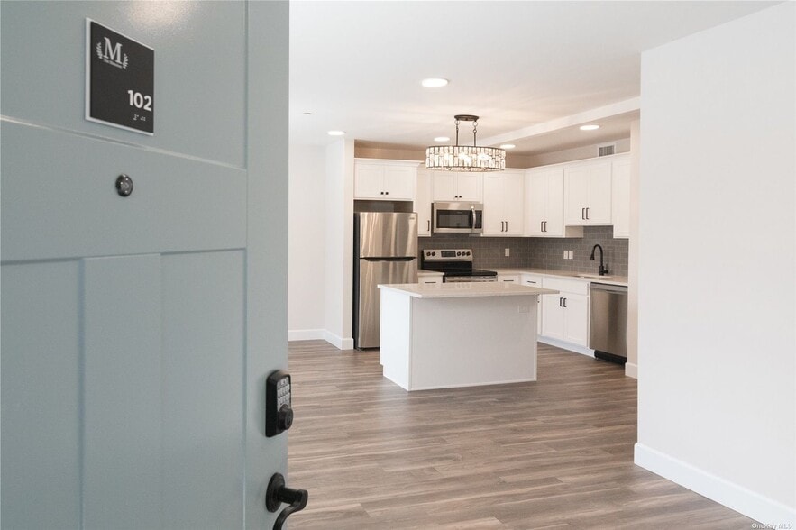 More Photos Of 1090 New York Ave, Huntington Station Apartments For Sale