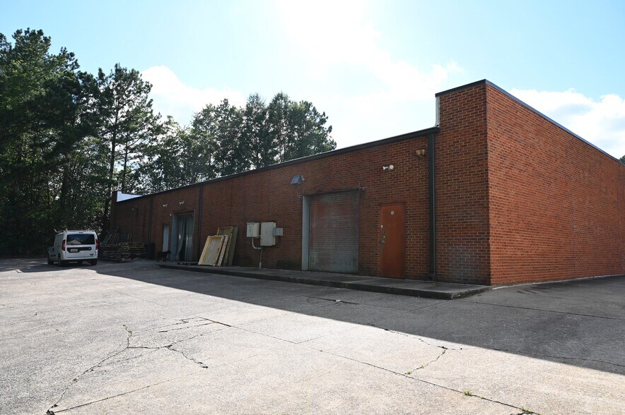 More Photos Of 521 Palisades Blvd, Birmingham Storefront Retail Office For Sale