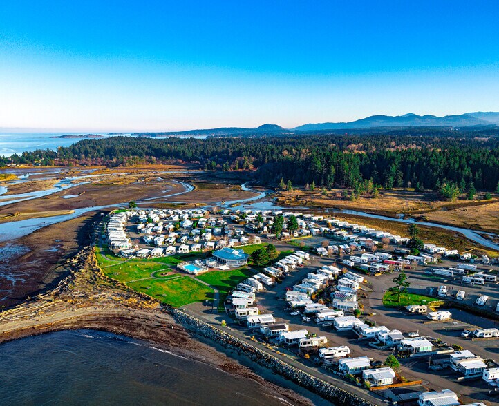 More Photos Of 200 Corfield St N, Parksville Land For Sale
