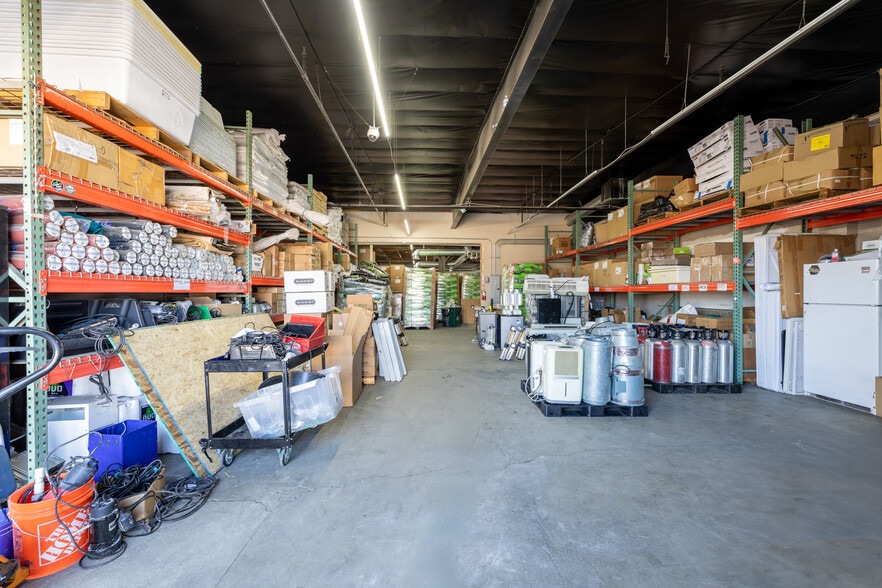 More Photos Of 453 S I St, San Bernardino Distribution For Sale