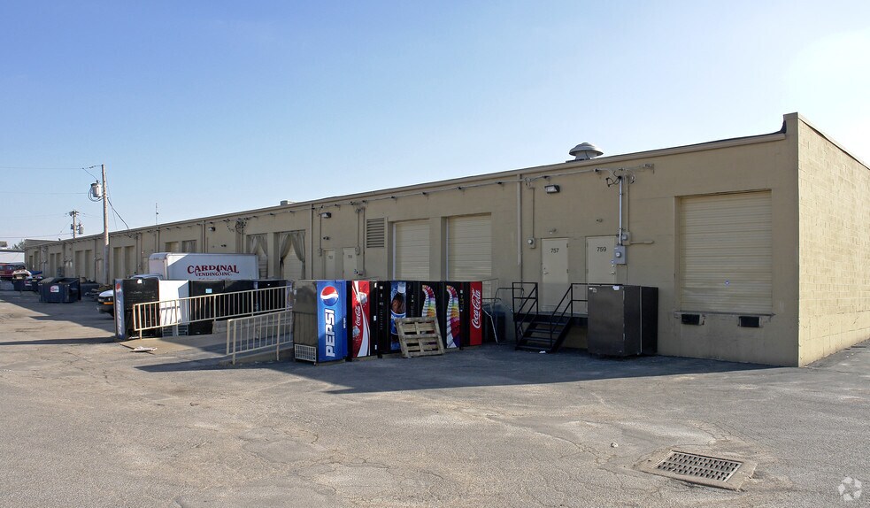 More Photos Of 731-759 Merus Ct, Fenton Warehouse For Lease