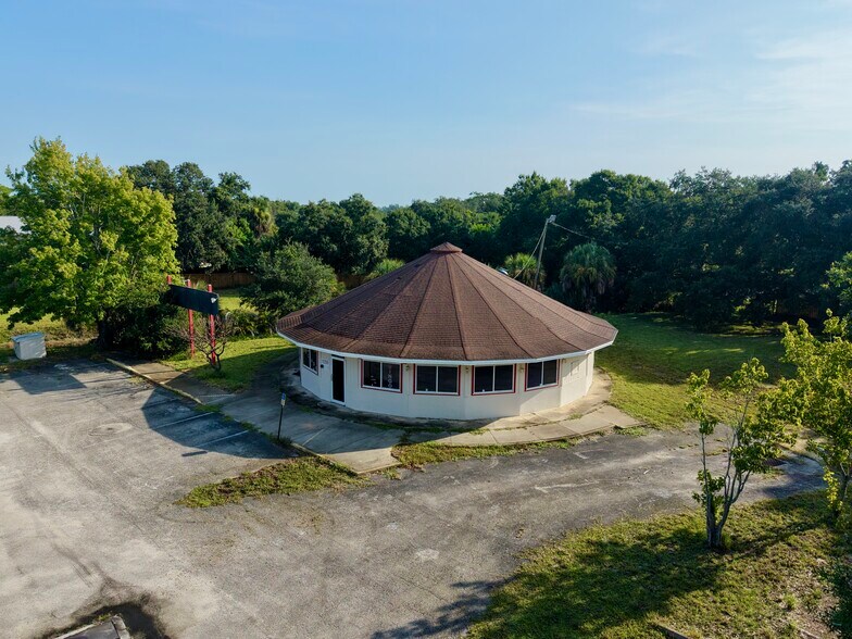 Primary Photo Of 11390 Us-1 Hwy, Sebastian Restaurant For Sale