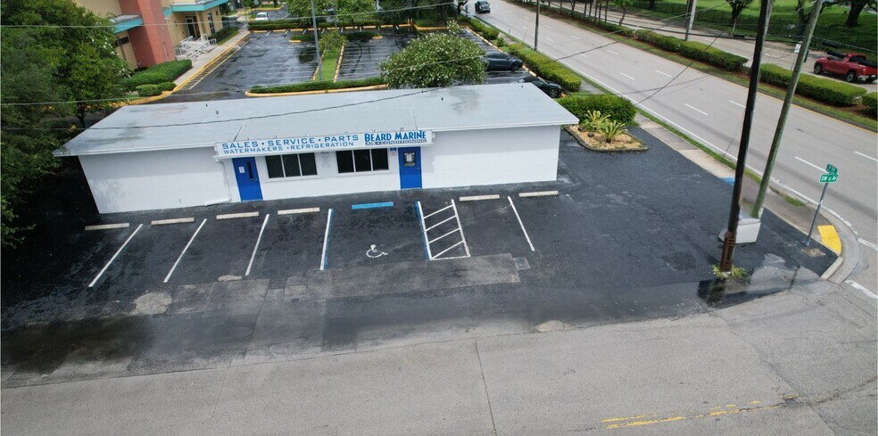 More Photos Of 624 W State Road 84, Fort Lauderdale Medical For Sale