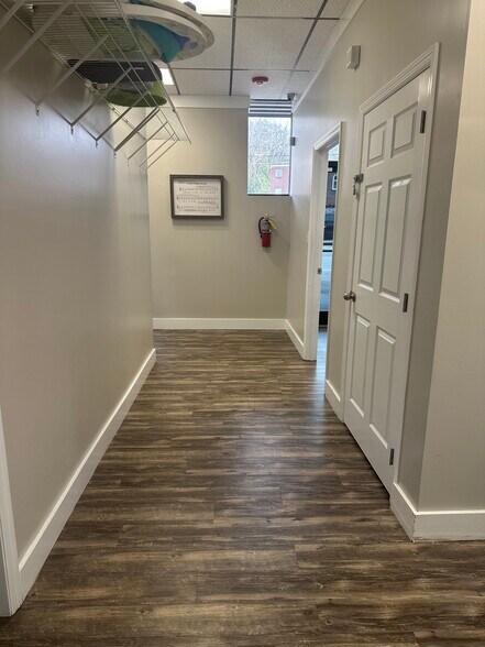 More Photos Of 1210 Noccalula Rd, Gadsden Freestanding For Sale