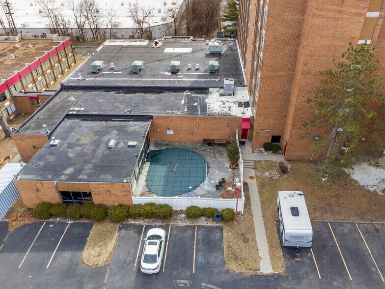 More Photos Of 3 Watervliet Avenue Ext, Albany Hotel For Sale