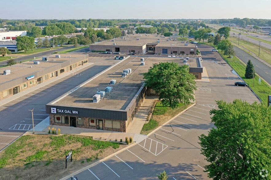 More Photos Of 7960-7990 University Ave NE, Fridley Loft Creative Space For Lease