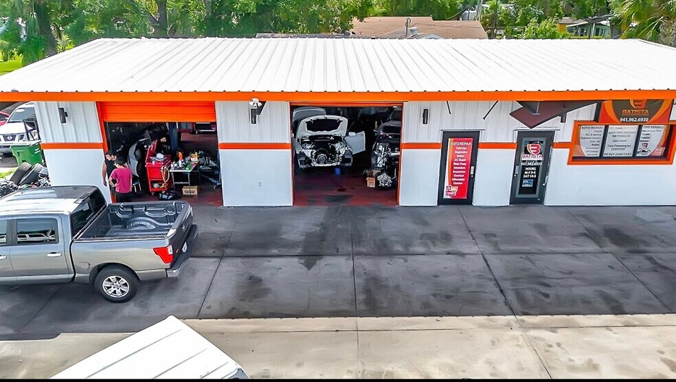 More Photos Of 3000 N Washington Blvd, Sarasota Auto Dealership For Sale