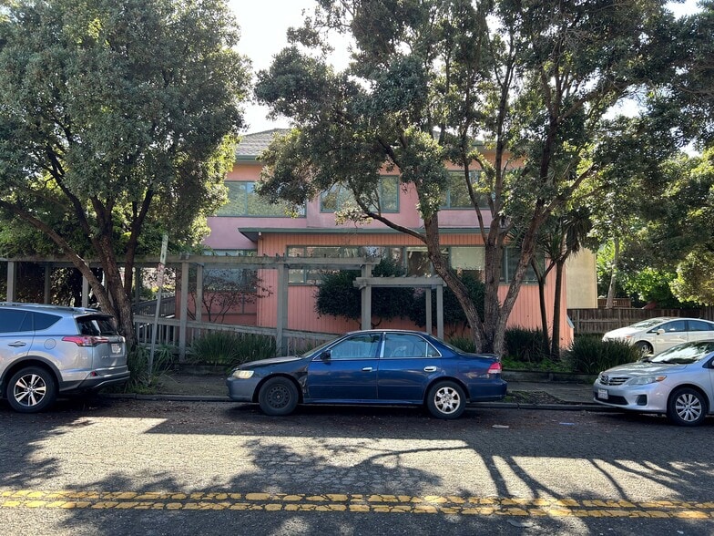 Primary Photo Of 2520 Milvia St, Berkeley Medical For Sale