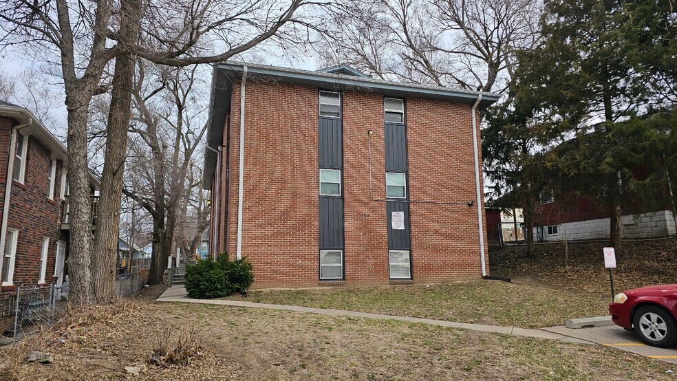 Primary Photo Of 4516 Izard St, Omaha Apartments For Sale