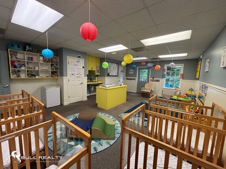 More Photos Of 231 Lana Dr, Gray Daycare Center For Sale