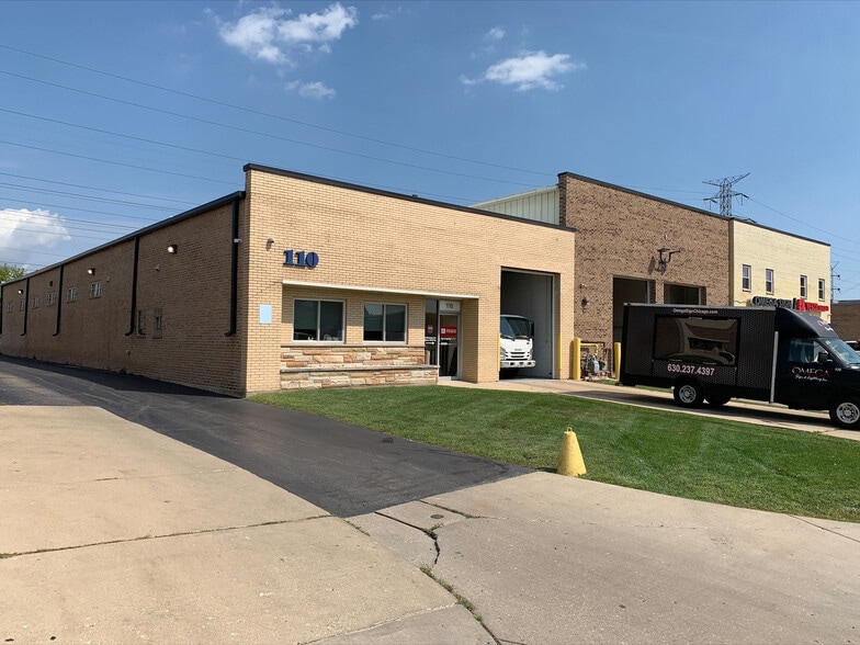 More Photos Of 100-110 W Fay St, Addison Distribution For Lease