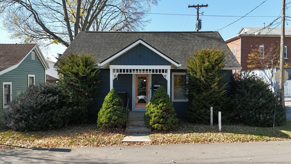 Primary Photo Of 60 S Elm St, Zionsville Office For Sale