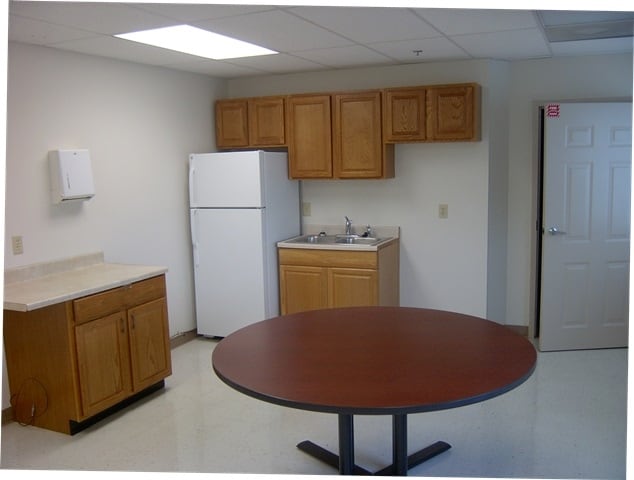 More Photos Of 130 E Burr Blvd, Kearneysville Office For Lease