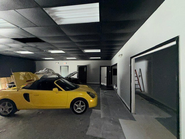 More Photos Of 1725 S Nova Rd, Daytona Beach Warehouse For Sale