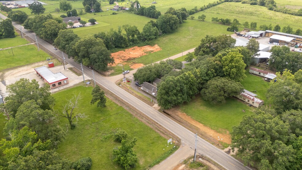 More Photos Of 53517 Harvest Ln, Loranger Office For Sale