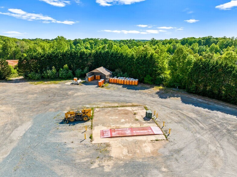 More Photos Of 9165 Northfield Dr, Fort Mill Industrial For Sale