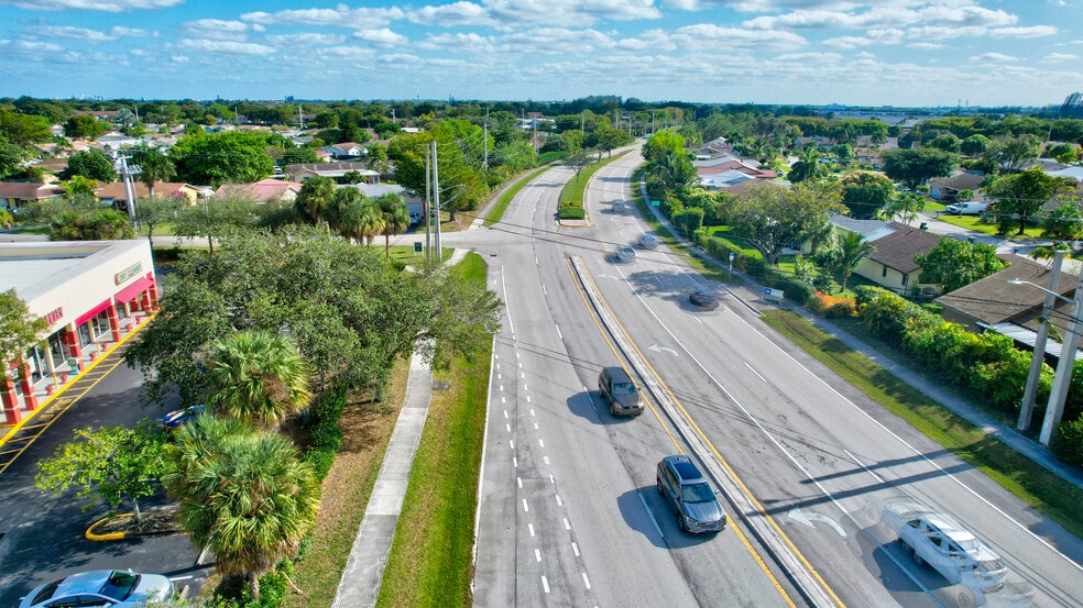More Photos Of 7118-7170 N Nob Hill Rd, Tamarac General Retail For Lease